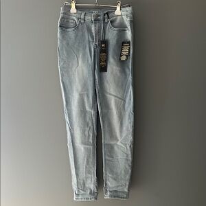DG2 by Diane Gilman Light Blue Straight Leg Jeans NWT
